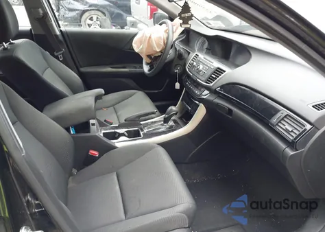 2017 Honda Accord Lx из США, поврежденный, VIN 1HGCR2F32HA121071